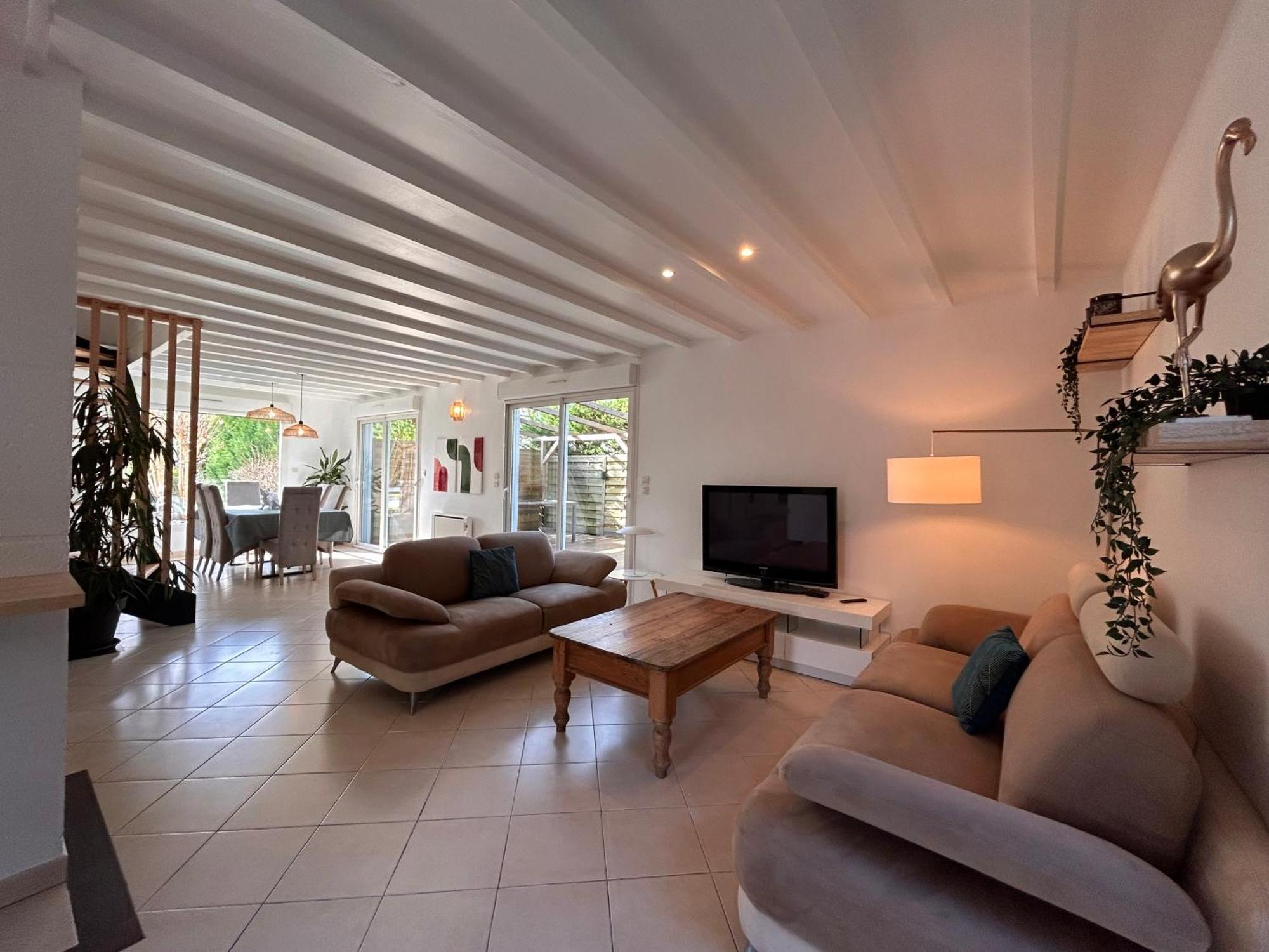 Maison Blanche Lanton Room photo