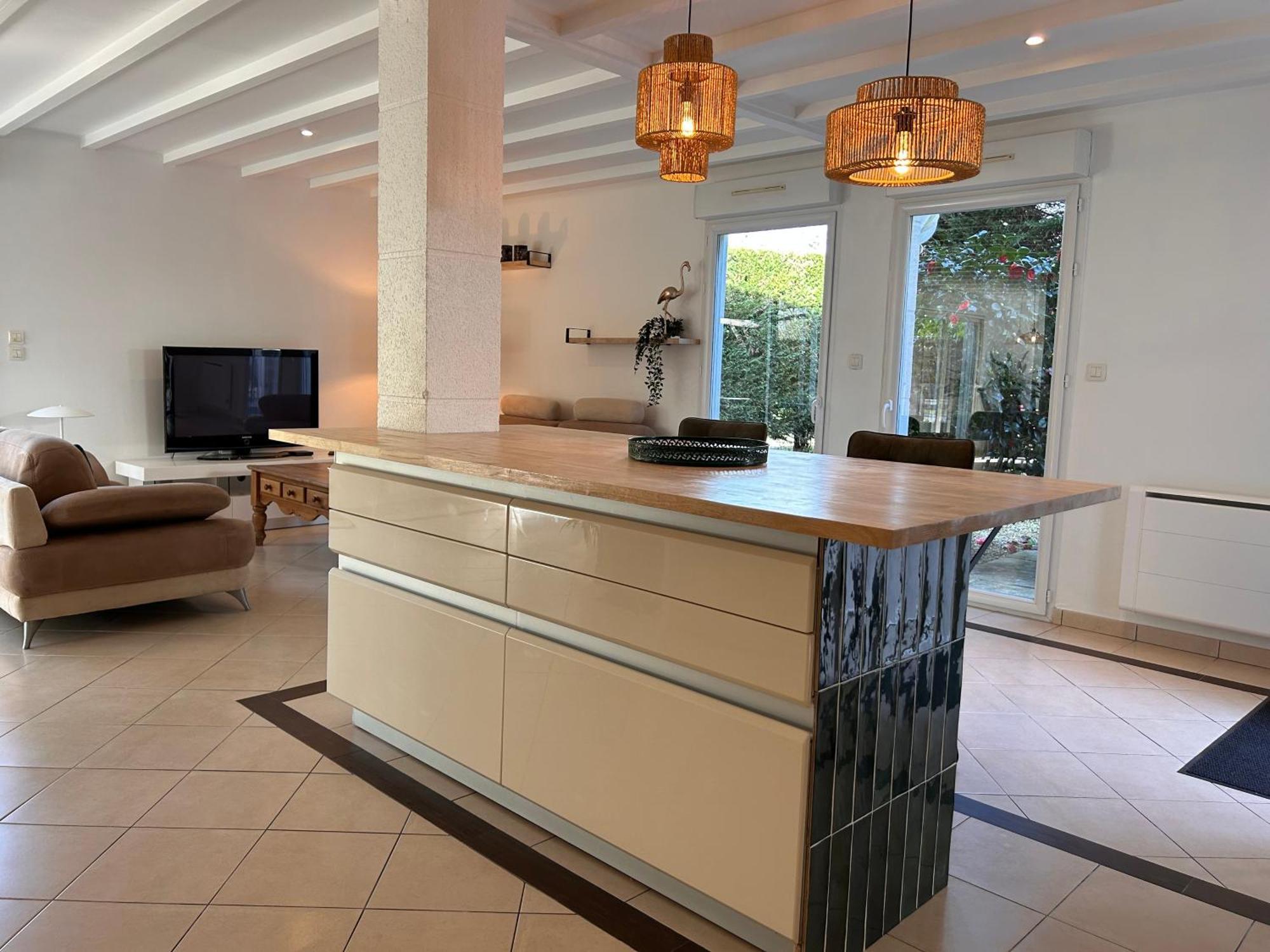 Maison Blanche Lanton Room photo